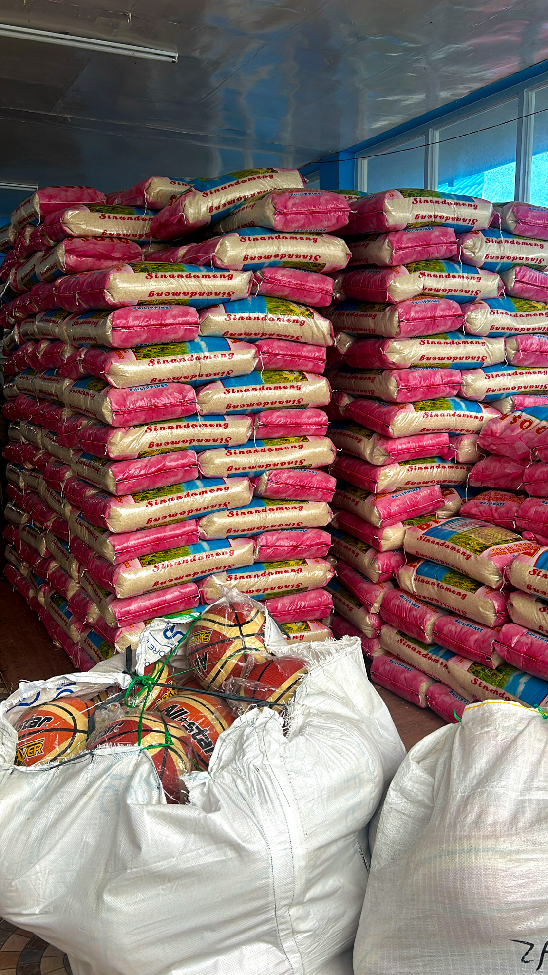 DCA9483D-600E-42FA-8E0C-D5006B9E925C DCA9483D-600E-42FA-8E0C-D5006B9E925C