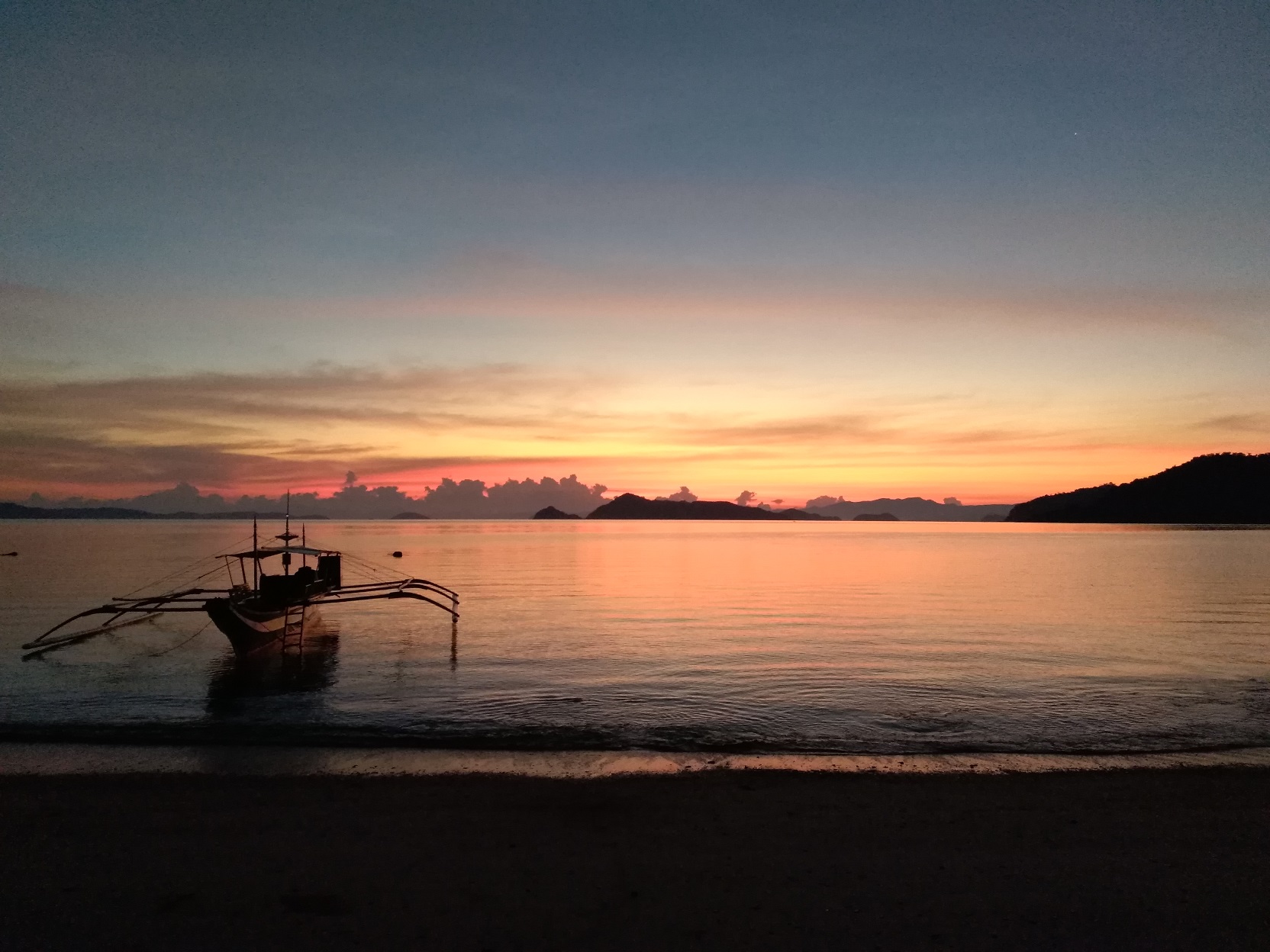 Rejser til Filippinerne Cacnipa Island