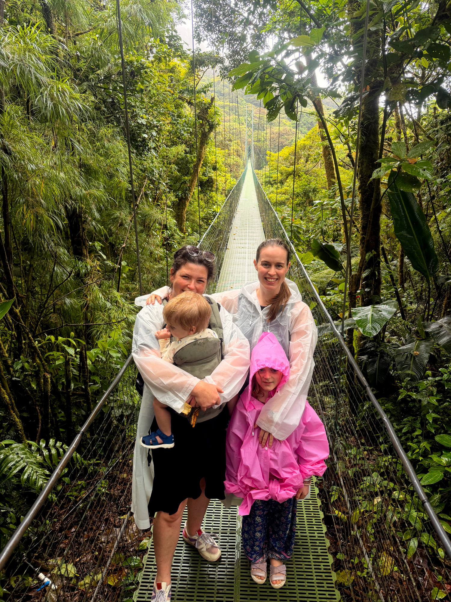 Hængebroer i Monteverde Rejser til Costa Rica med børn - rejseblog om Costa Rica - C&C Travel