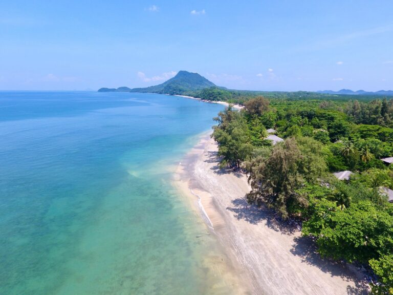 Rejser til Koh Jum i Thailand