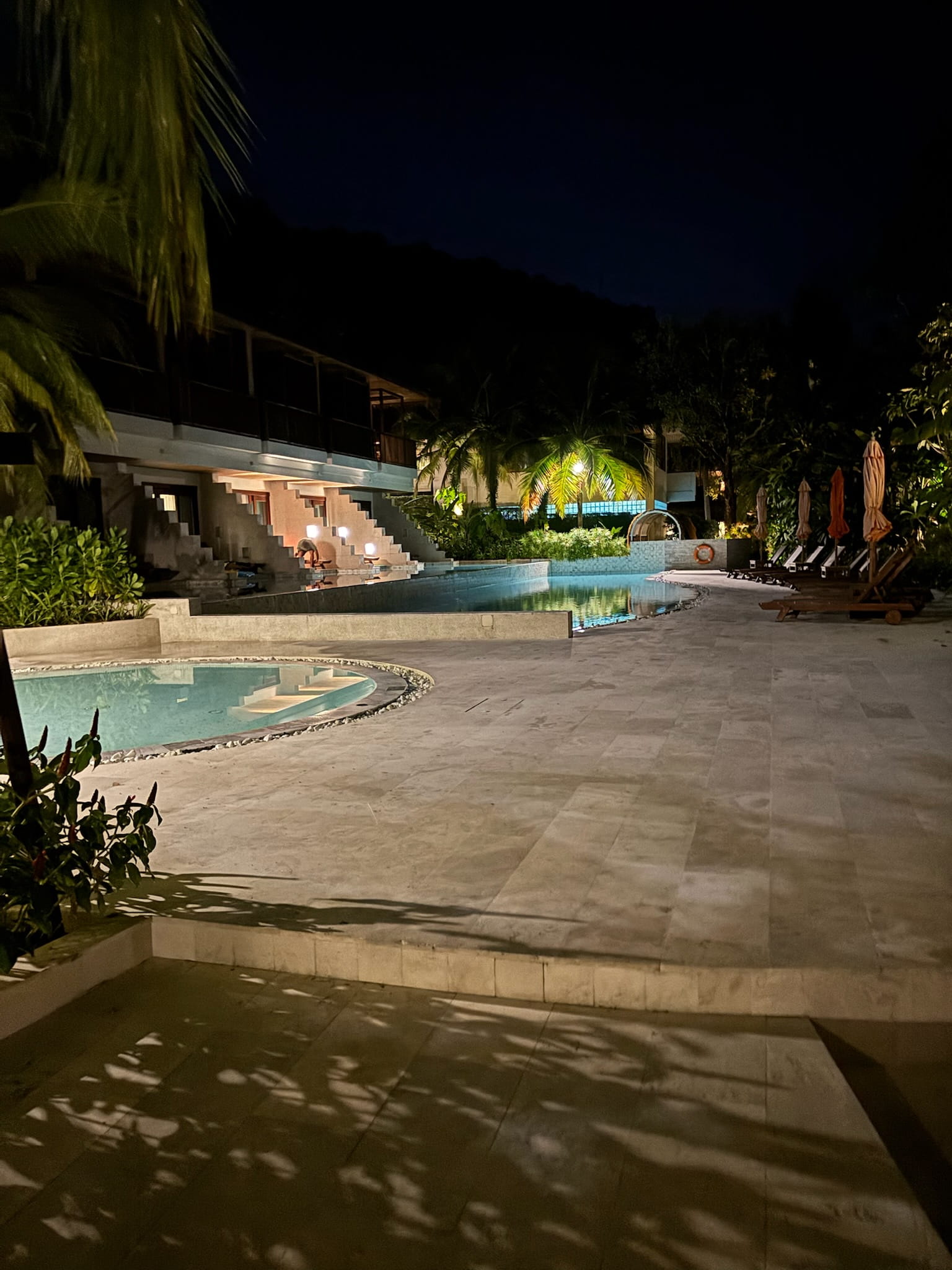 Tub Kaek Sunset Beach Resor