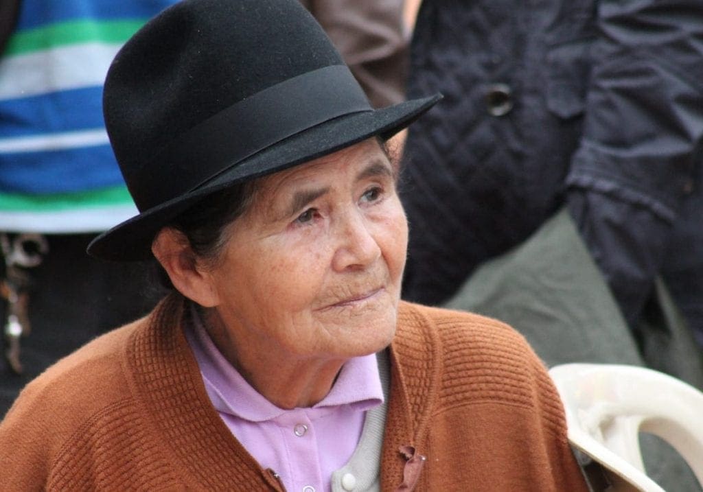 Ældre dame i Bogota