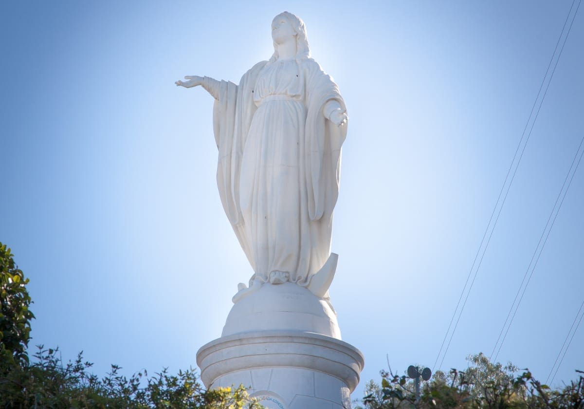 Jomfru Maria på toppen af Cerro San Cristobal