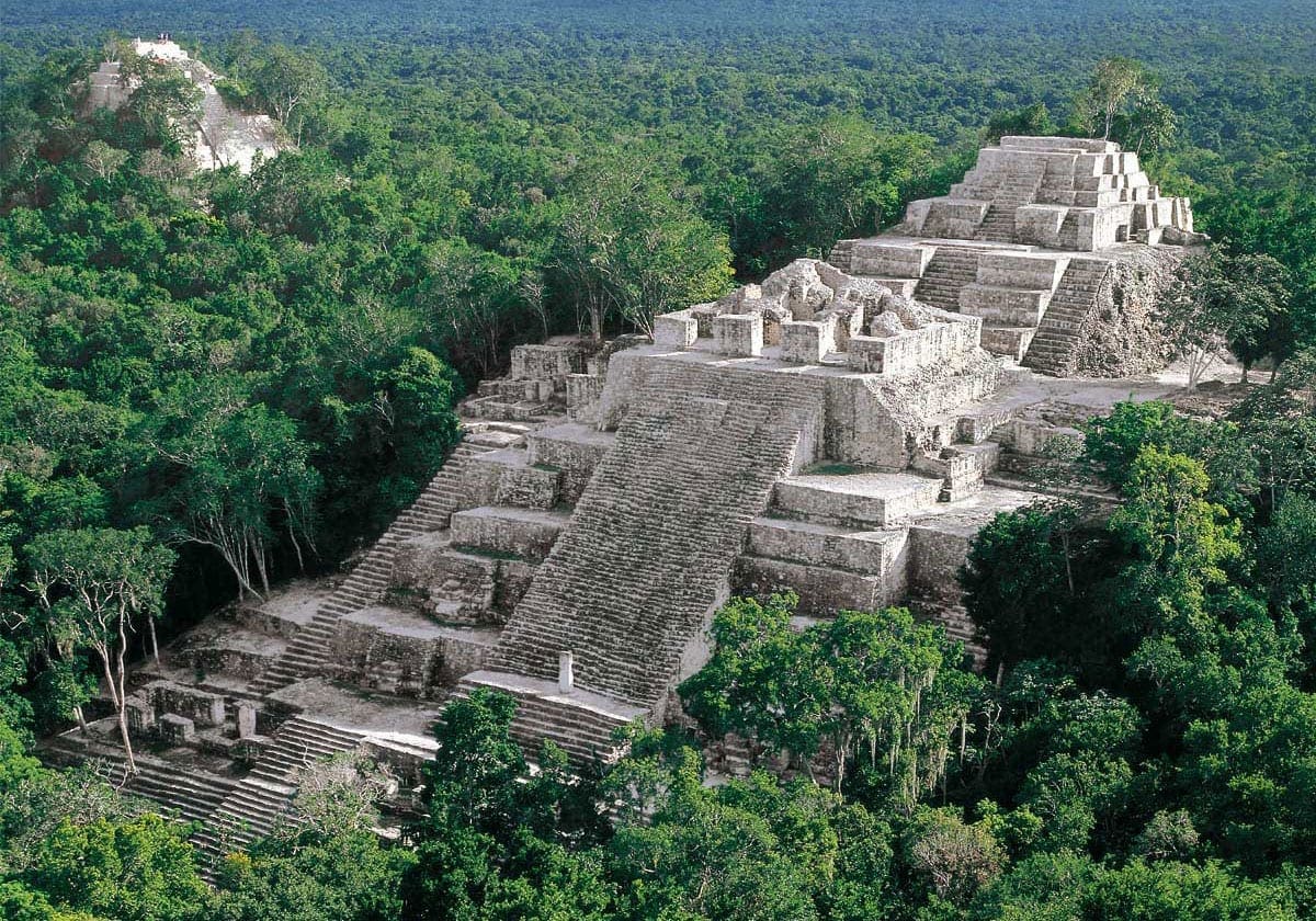 calakmul tour from xpujil