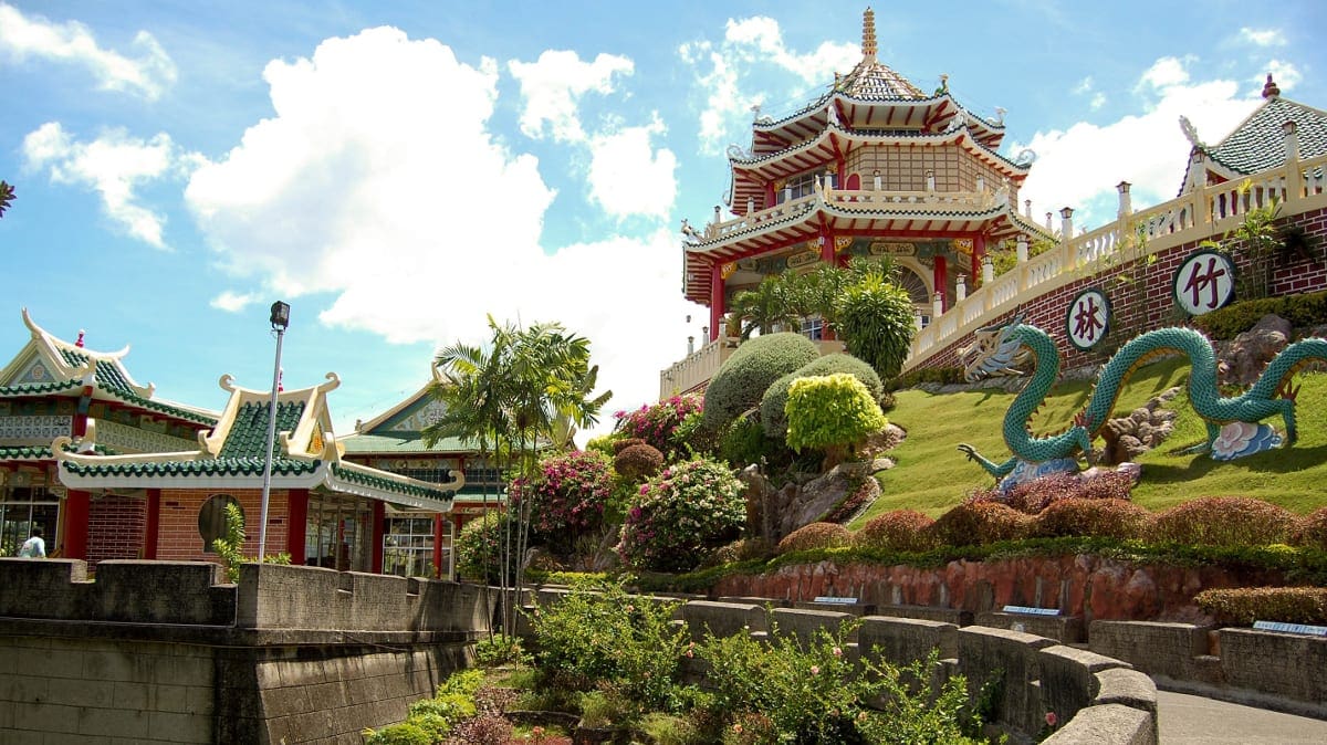 Øhop i Filippinerne - The Taoist Temple