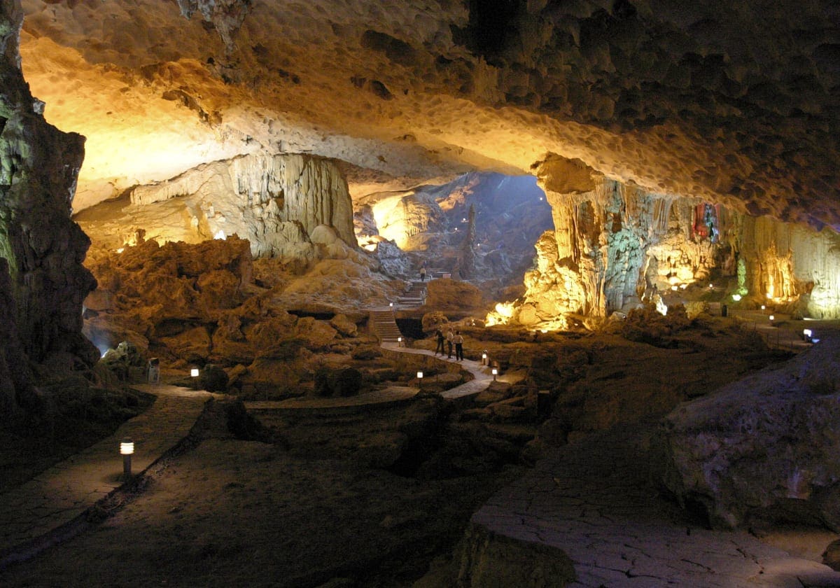 Udflugt til Phong Nga Cave