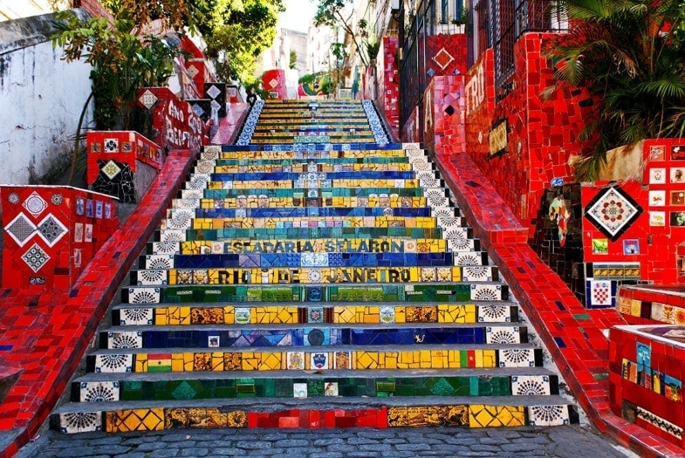 Den flotte farverrige trappe