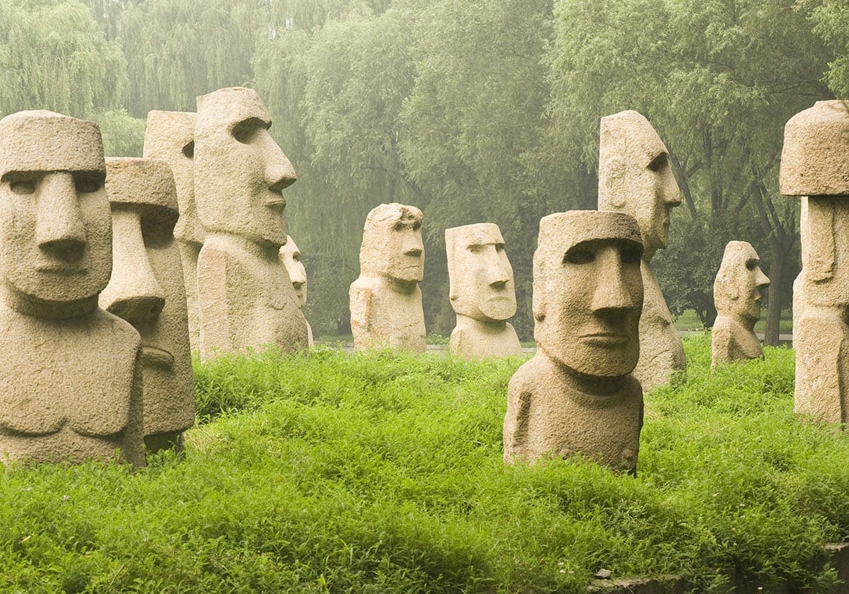 Statuer i massevis på Påskeøen
