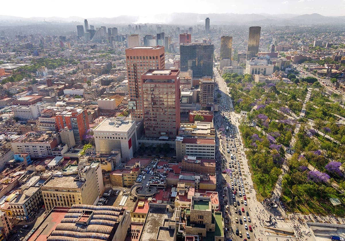 Kæmpemæssige Mexico City