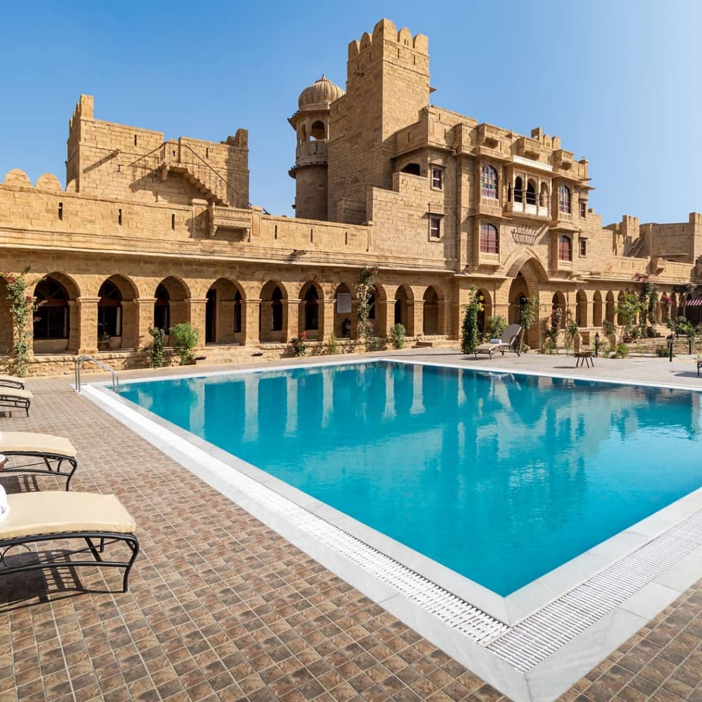 Mandir Palace - Pool