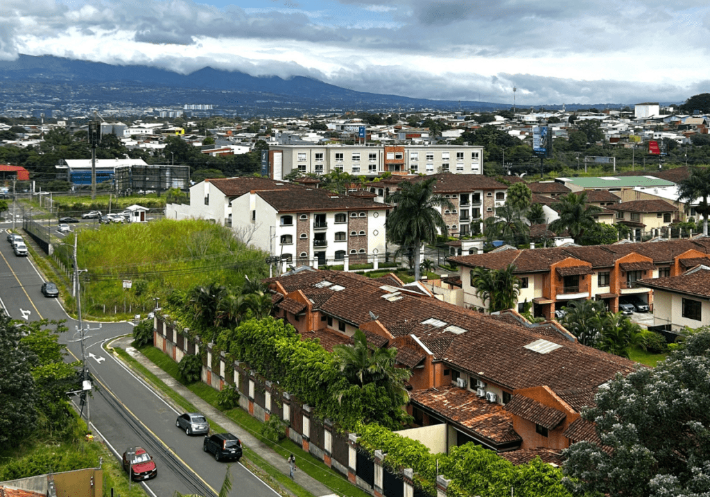 Rejser til San Jose, Rejser til Costa Rica