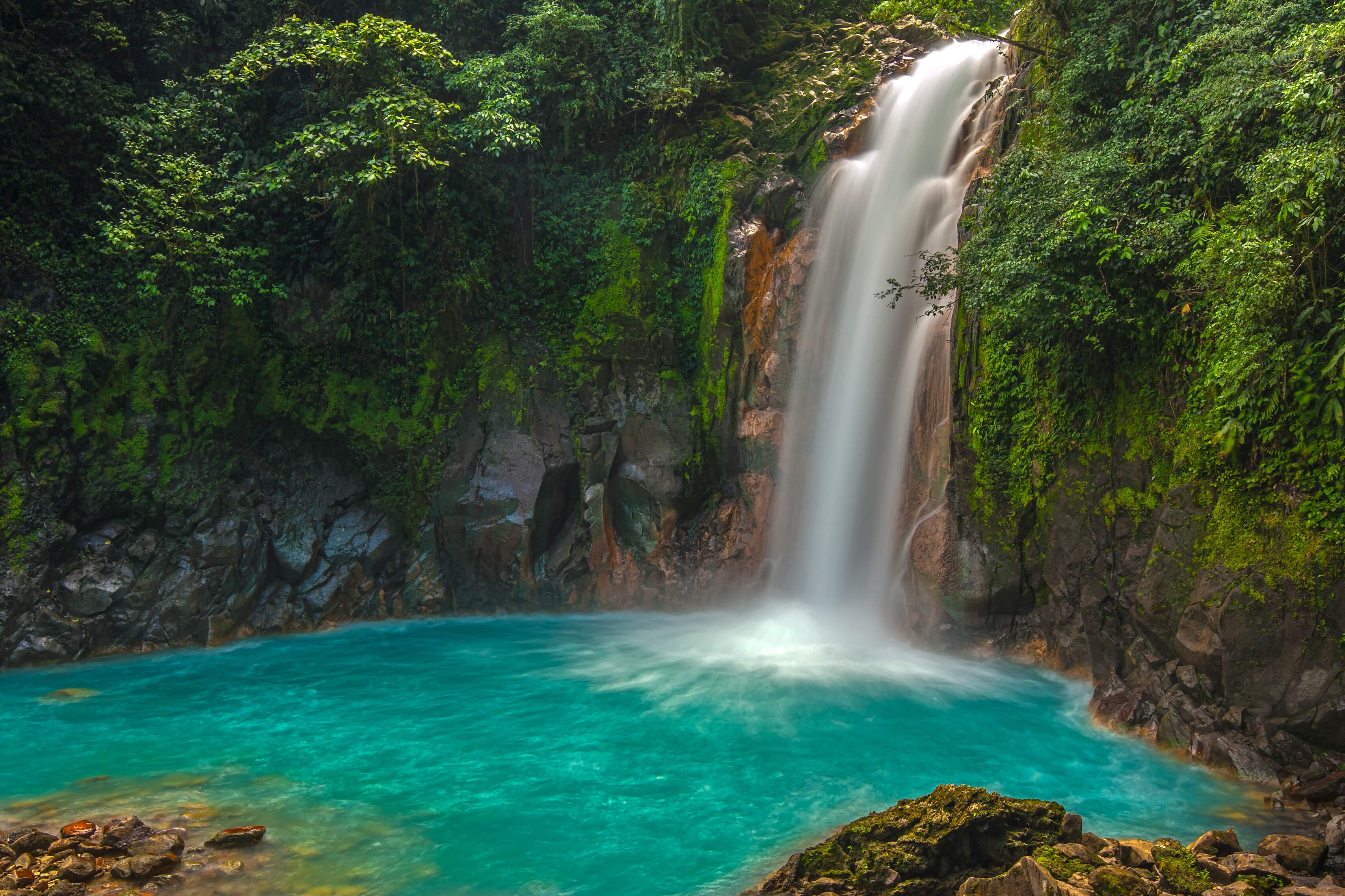 Водопад. Коста Рика водопады. Рио Селесте. Коста Рика природа водопады. Коста Рика водопад ла ПАЗ.