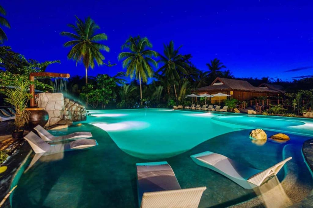 Hotellets pool Rejser til Filippinerne - Rejser til Bohol - Loboc River Resort