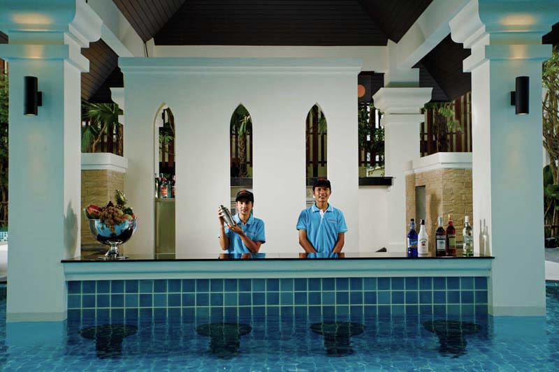 Coco Pool Bar Rejser til Thailand - Rejser til Krabi - Centara Anda Dhevi Resort & Spa