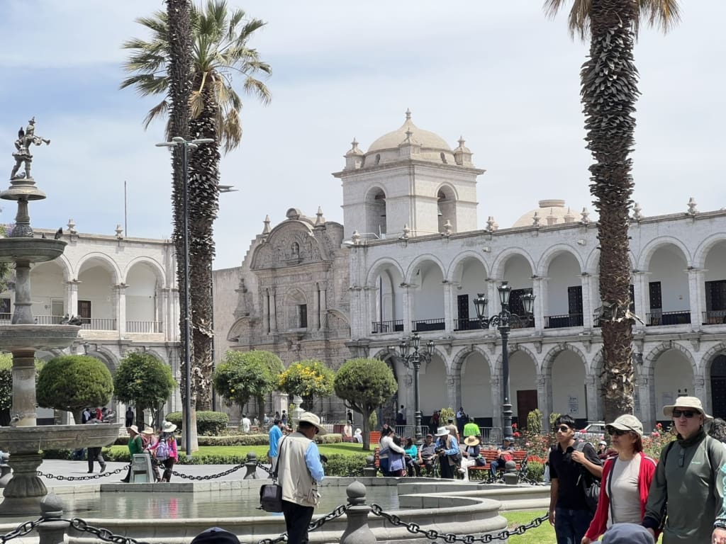 “Den hvide by” Rejser til Peru - Rejser til Arequipa - Byrundtur og besøg i Santa Catalina klosteret