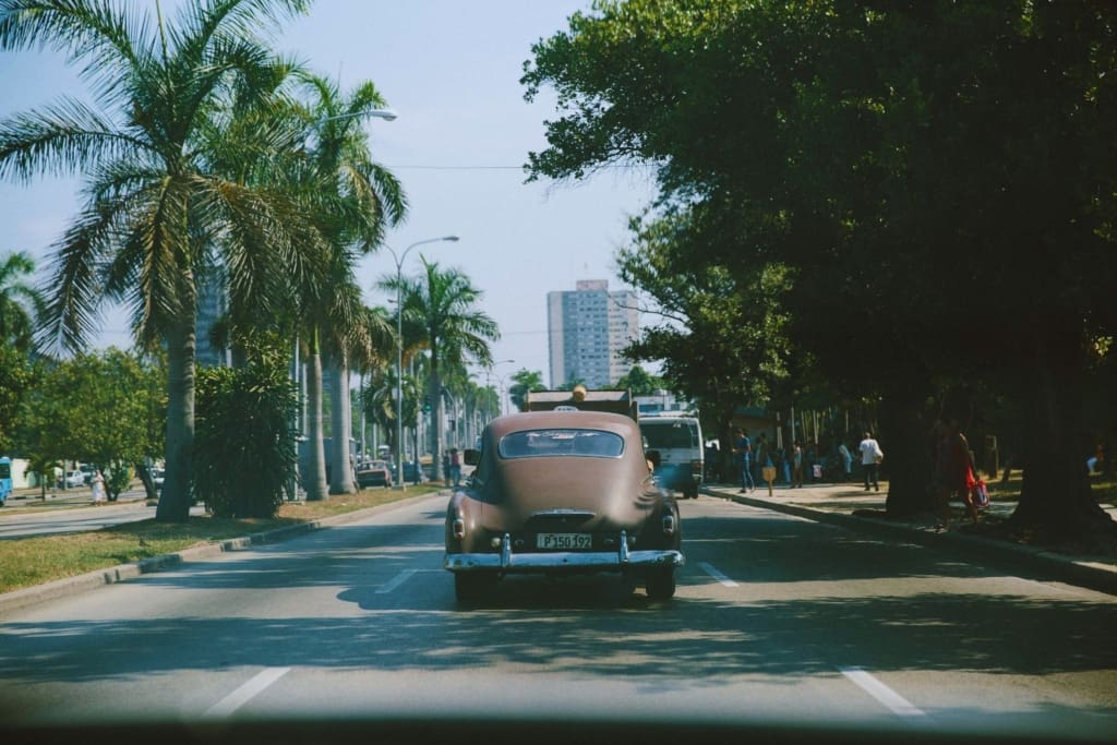Oplevelser i Cuba - Havana - Oplev det moderne Havana rundt i amerikanerbil