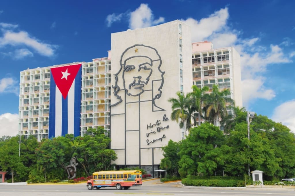 Oplevelser i Cuba - Havana - Oplev det moderne Havana rundt i amerikanerbil