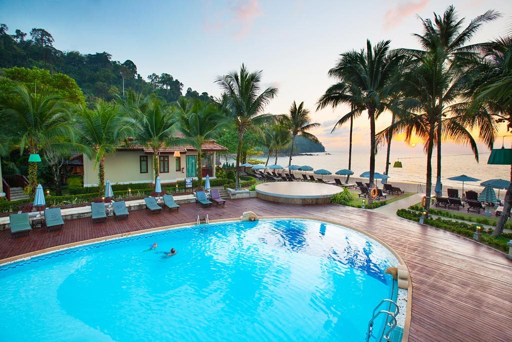Hotellets pool Rejser til Thailand - Rejser til Khao Lak - Khao Lak Bayfront Resort