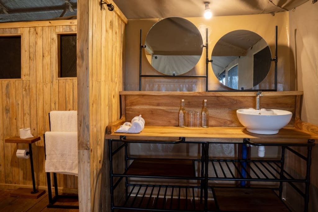 Rejser til Serengeti - Rejser til Tanzania med C&C Travel - Baobab Camp