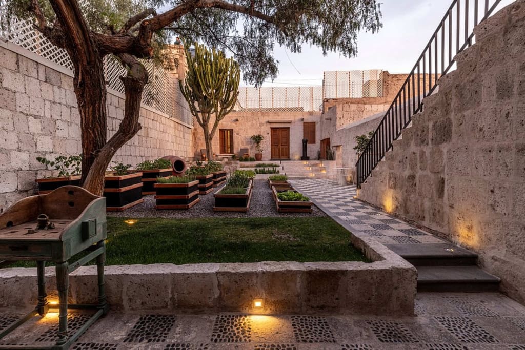Hotellets gårdhave Rejser til Peru - Palacio Guaqui by Ananay - Arequipa