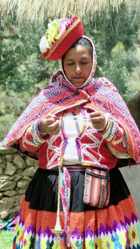 Rejser til Peru - C&C Hjælpeprogrammer - Awamaki