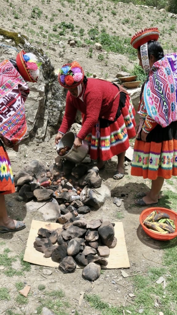 Rejser til Peru - C&C Hjælpeprogrammer - Awamaki