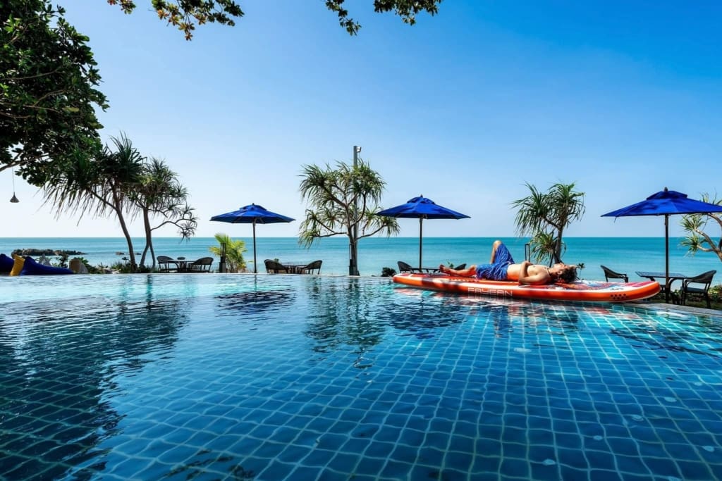 Nirvana Beach Resort & Spa - Hotel på Koh Lanta - Rejser til Thailand