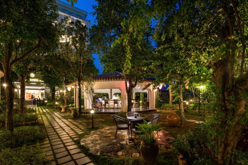 Baren ved udeområdet Rejser til Vietnam - Rejser til Ninh Binh - Ninh Binh Hidden Charm Hotel & Resort