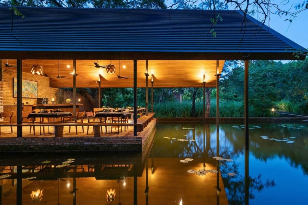 Det hyggelige spiseområde Rejser til Sri Lanka - Rejser til Habarana - Taru Villas Maia