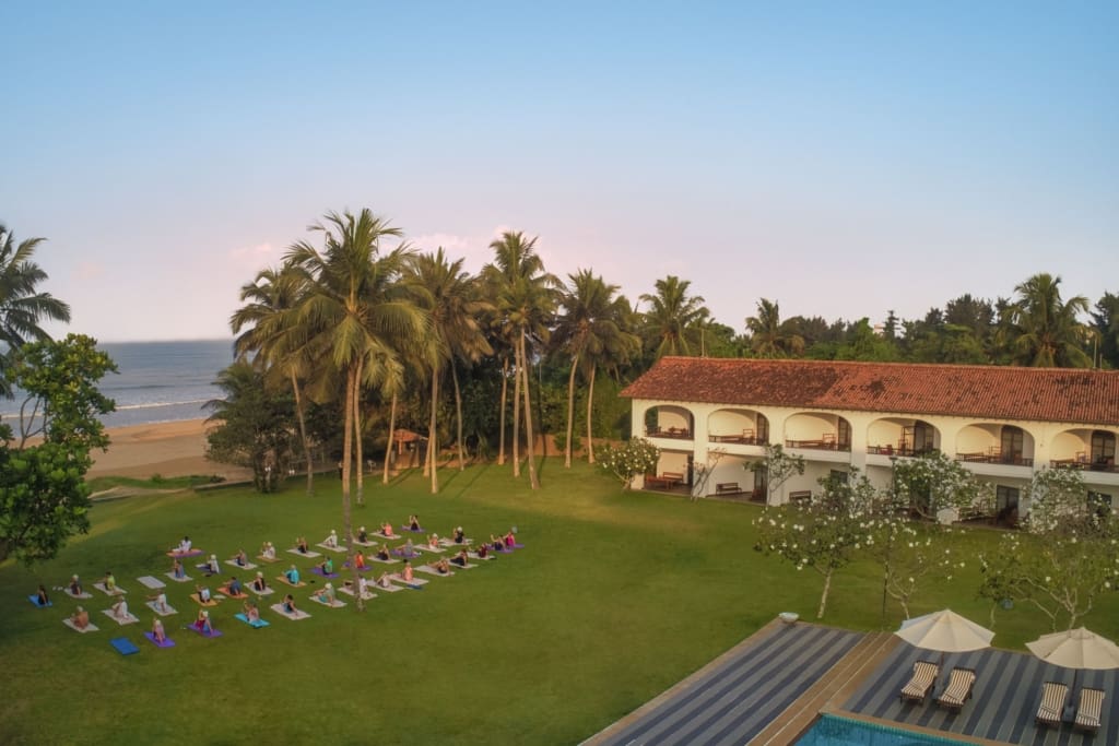 Yoga med smuk udsigt Rejser til Sri Lanka - Rejser til Beruwela - Heritance Ayurveda