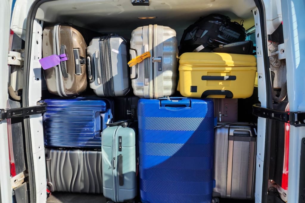 Få hentet din bagage hjemme med C&C Travel